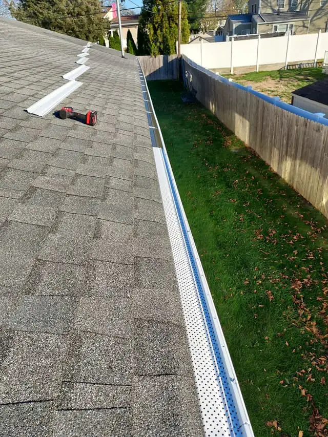 Roof Replacement Service