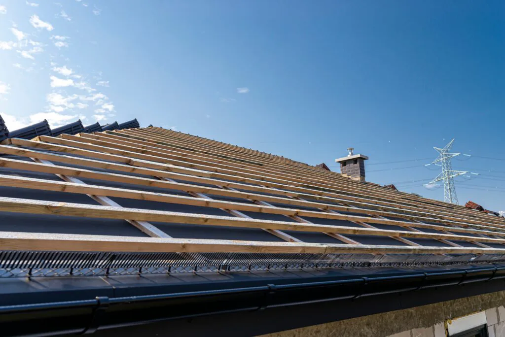 Emergency Roof Repair Services When You Need Them Most